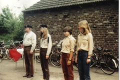 1981 Installatie stafleden